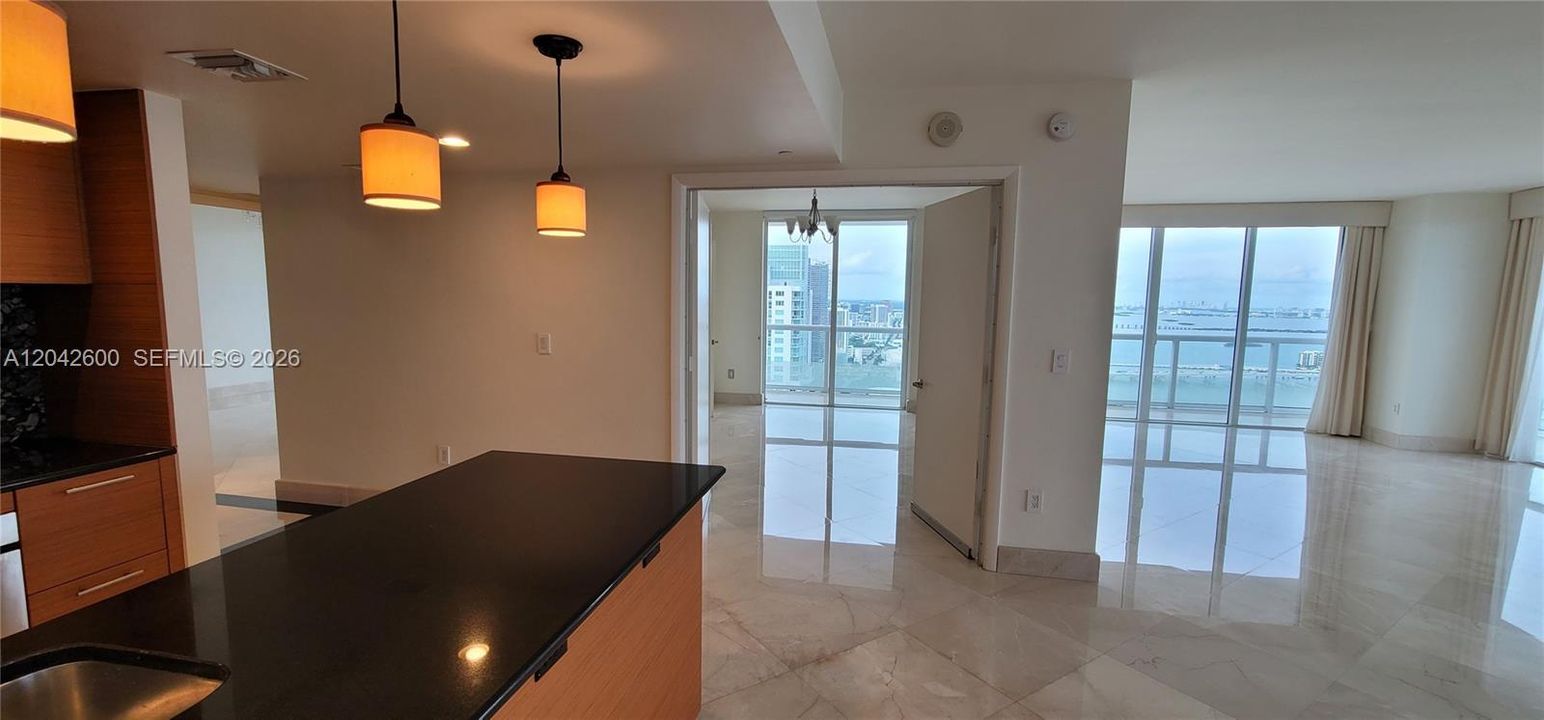 For Rent: $6,500 (3 beds, 2 baths, 1789 Square Feet)