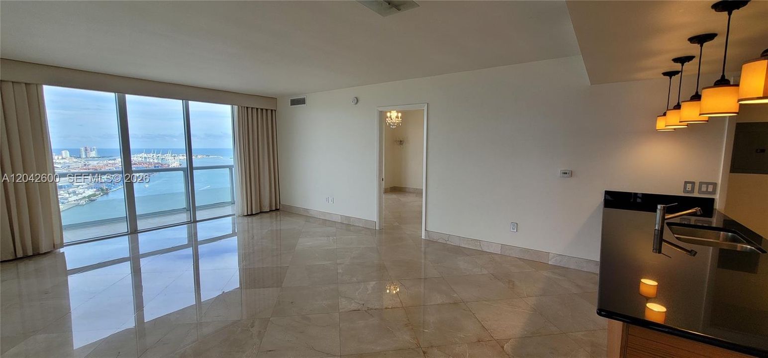 For Rent: $6,500 (3 beds, 2 baths, 1789 Square Feet)