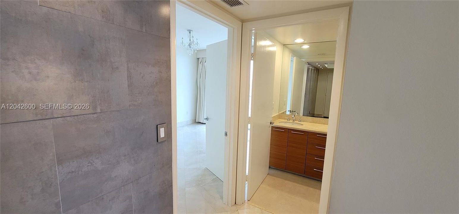For Rent: $6,500 (3 beds, 2 baths, 1789 Square Feet)
