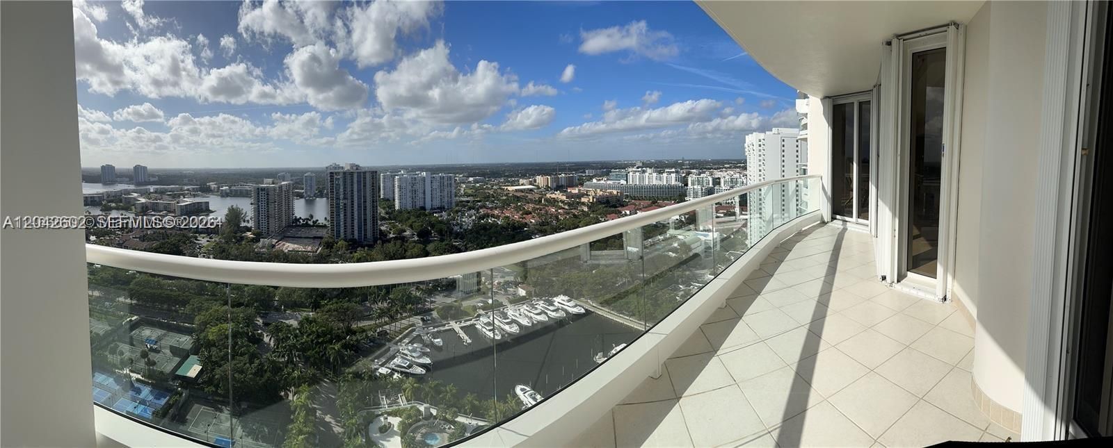 В аренду: $13,500 (2 спален, 2 ванн, 2730 Квадратных фут)
