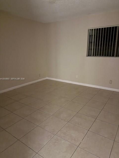 В аренду: $2,500 (3 спален, 2 ванн, 1440 Квадратных фут)