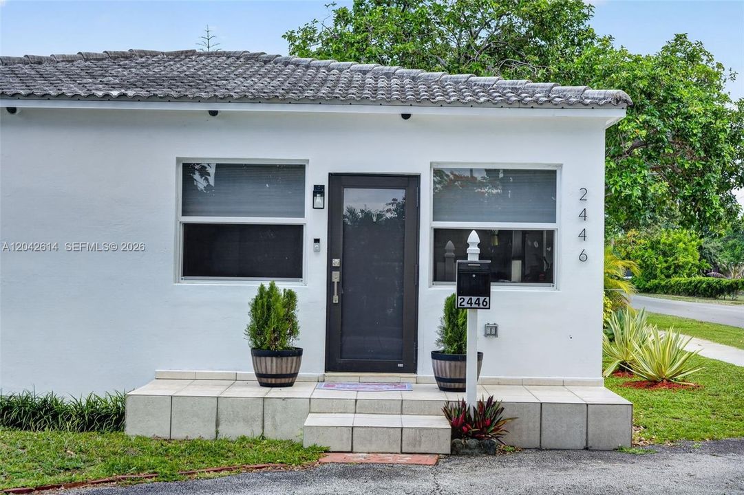 На продажу: $525,000 (3 спален, 2 ванн, 1452 Квадратных фут)