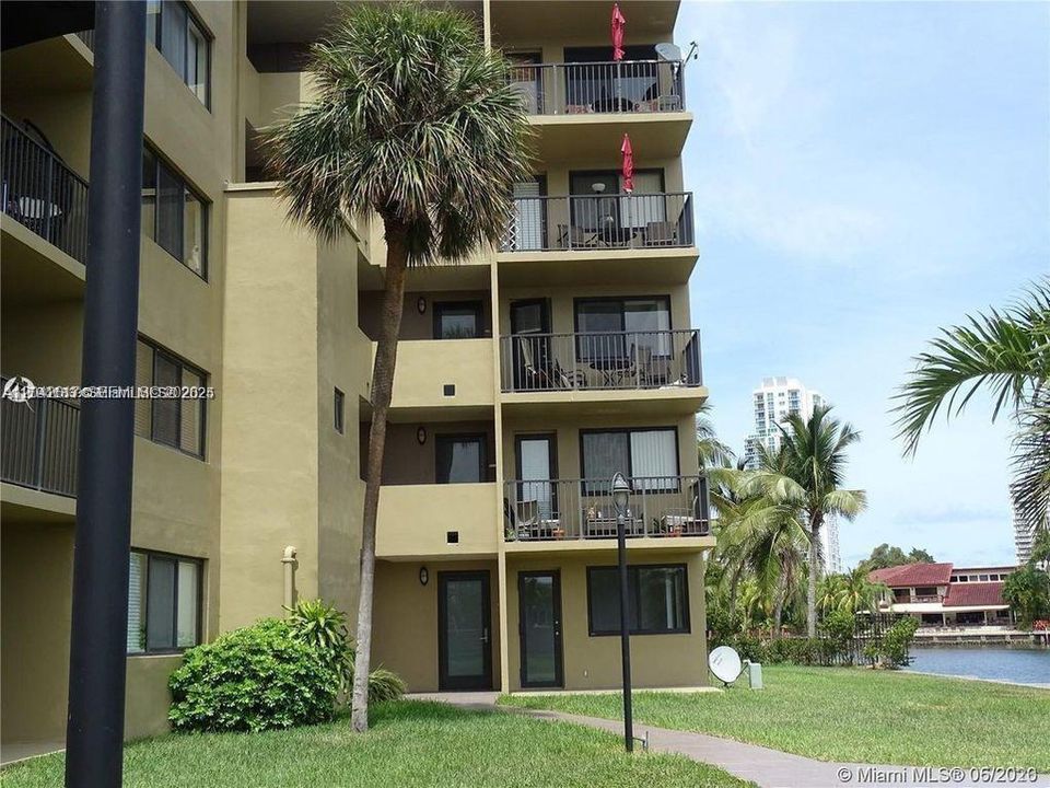 For Rent: $2,000 (1 beds, 1 baths, 0 Square Feet)