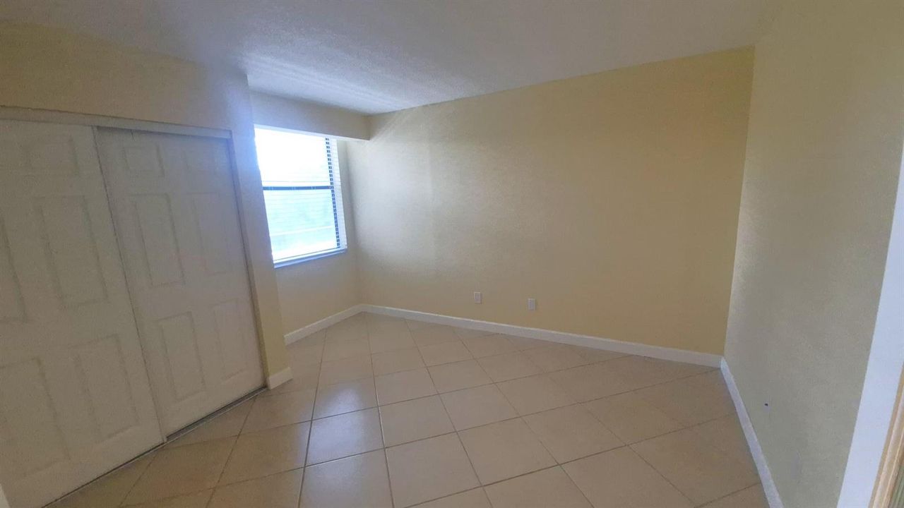2nd Bedroom