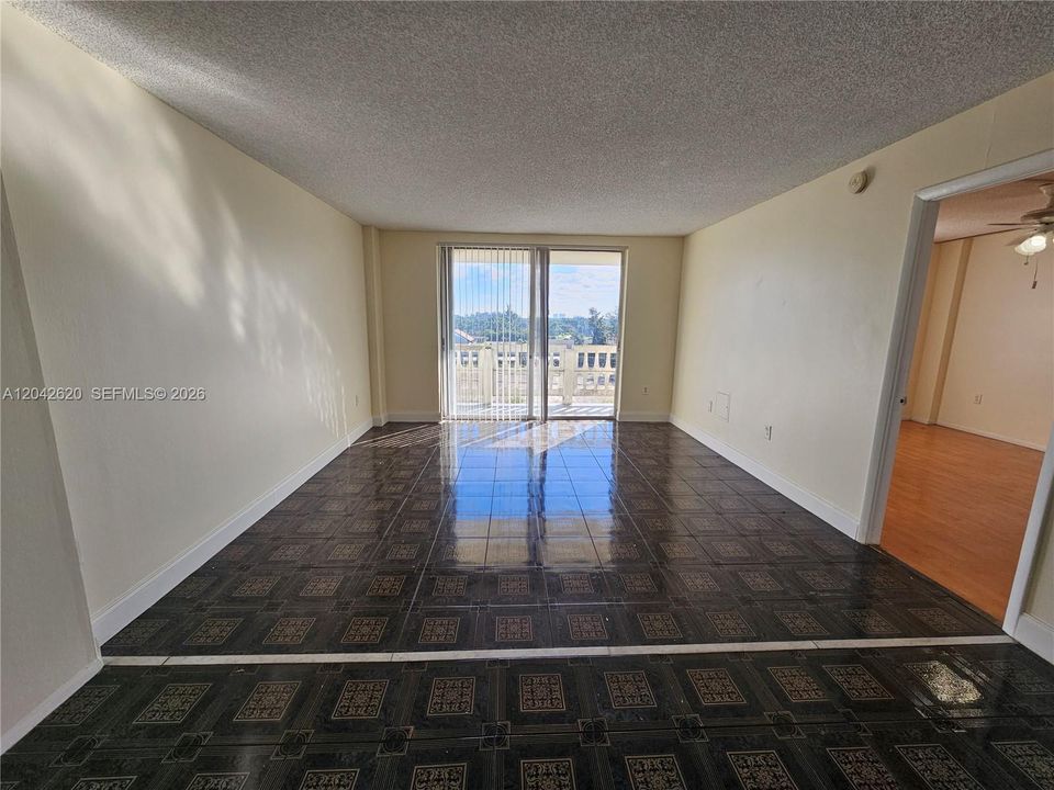 En Venta: $140,000 (1 camas, 1 baños, 840 Pies cuadrados)