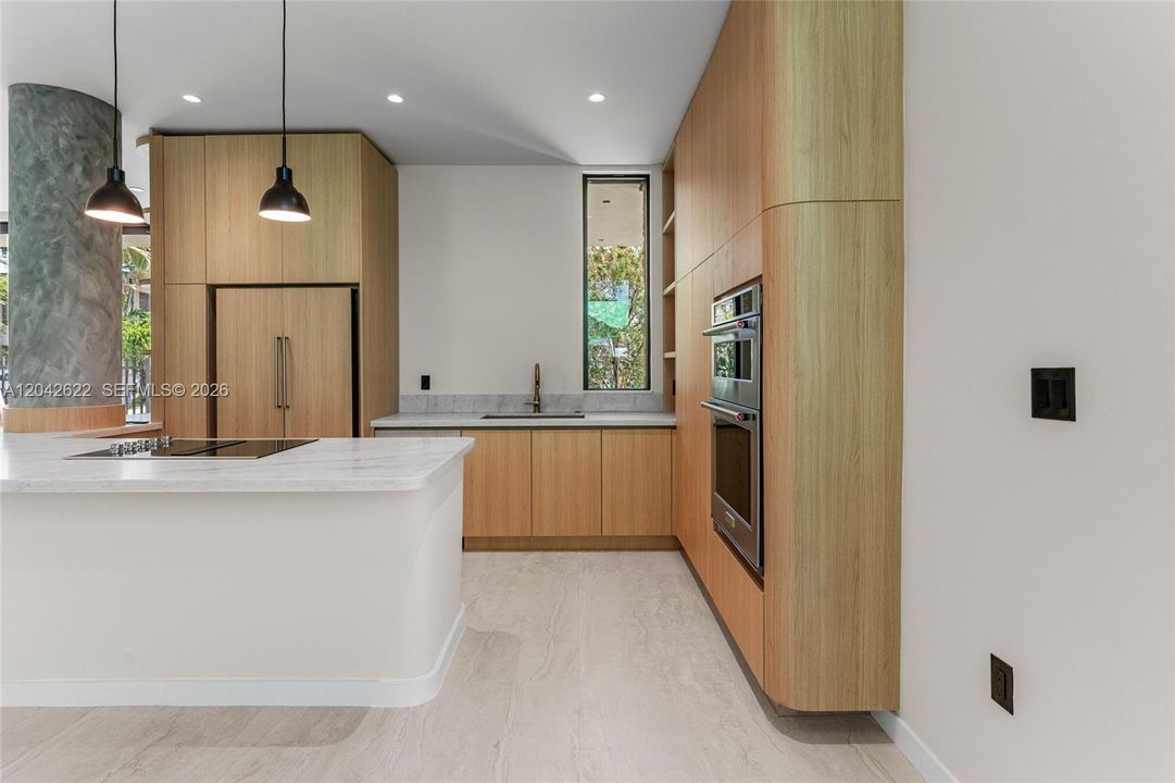 For Rent: $8,000 (4 beds, 4 baths, 2193 Square Feet)