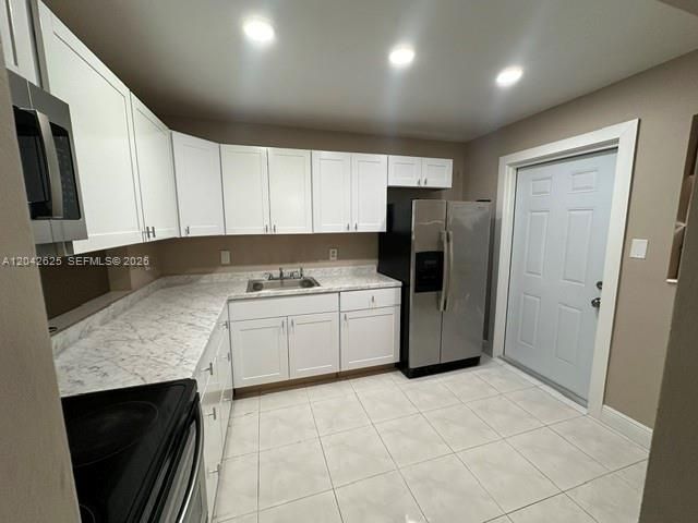 For Rent: $1,400 (1 beds, 1 baths, 850 Square Feet)