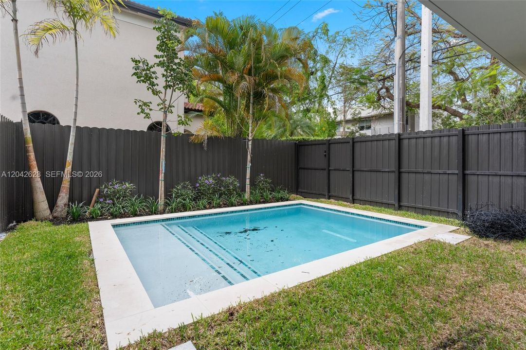 For Rent: $8,500 (3 beds, 4 baths, 2264 Square Feet)