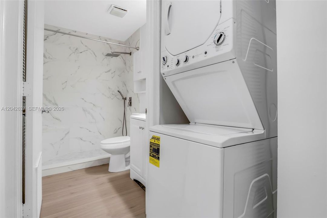 Bathroom/Laundry