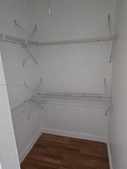 В аренду: $2,200 (1 спален, 2 ванн, 1046 Квадратных фут)