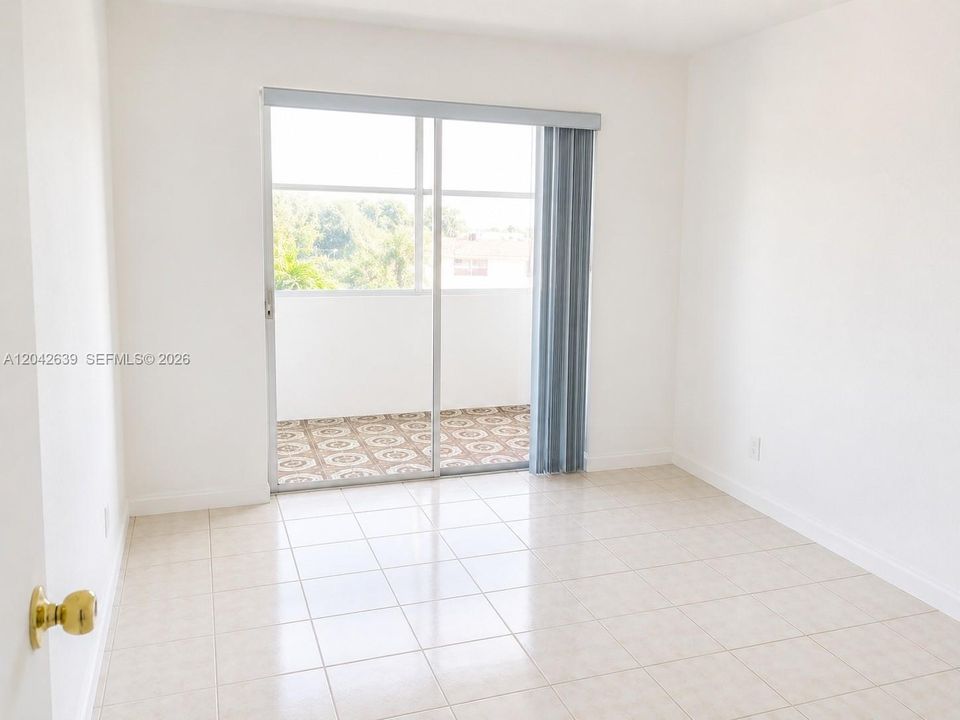 В аренду: $1,500 (2 спален, 1 ванн, 836 Квадратных фут)