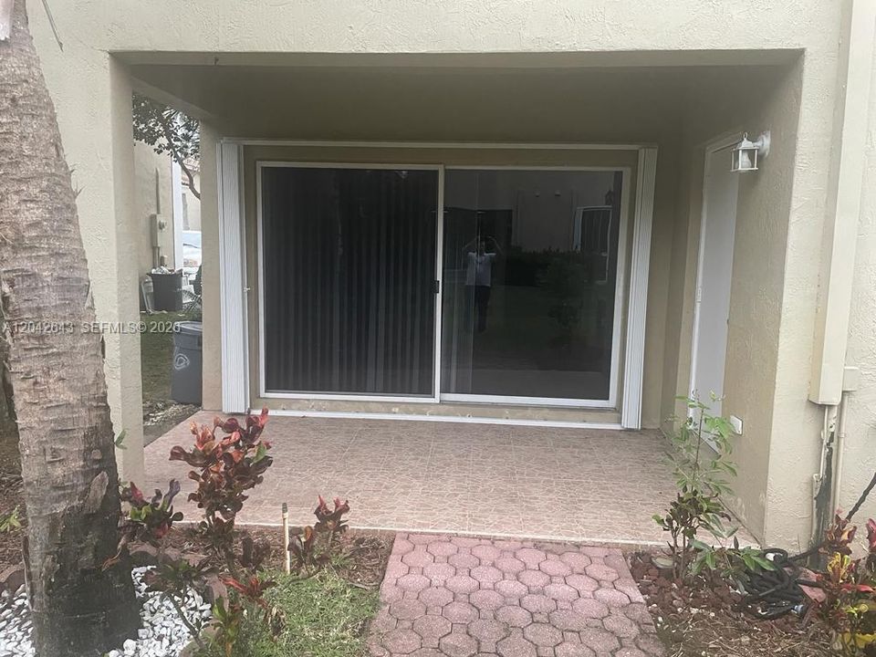 В аренду: $2,750 (2 спален, 2 ванн, 1120 Квадратных фут)