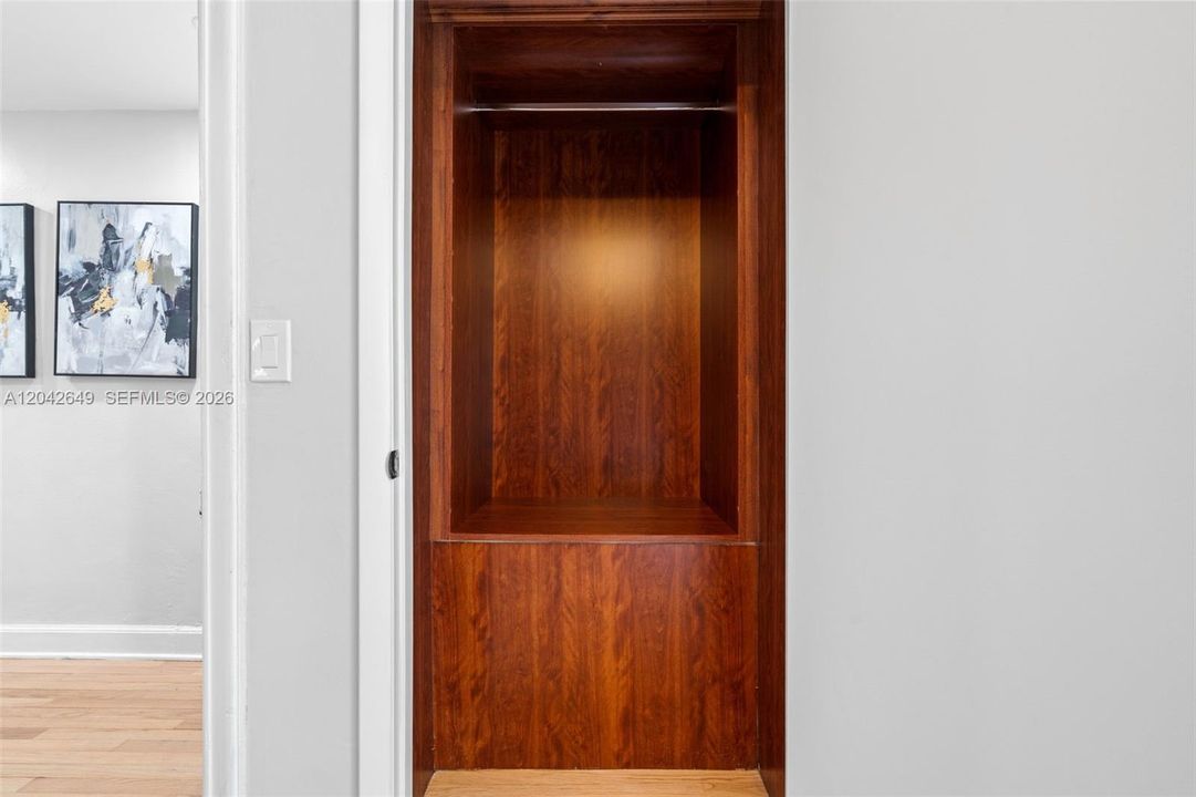 На продажу: $1,599,000 (3 спален, 2 ванн, 2009 Квадратных фут)
