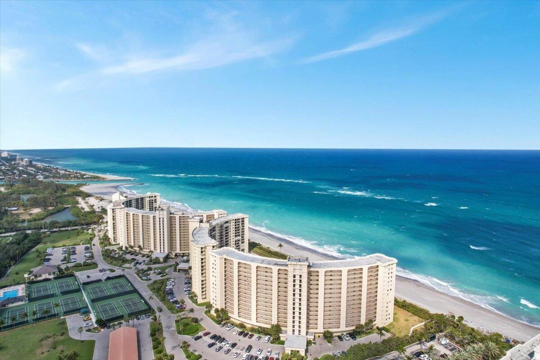 100 Ocean Trail Aerial and Jupiter Beach
