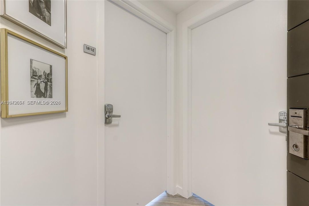 Entry to plit unit