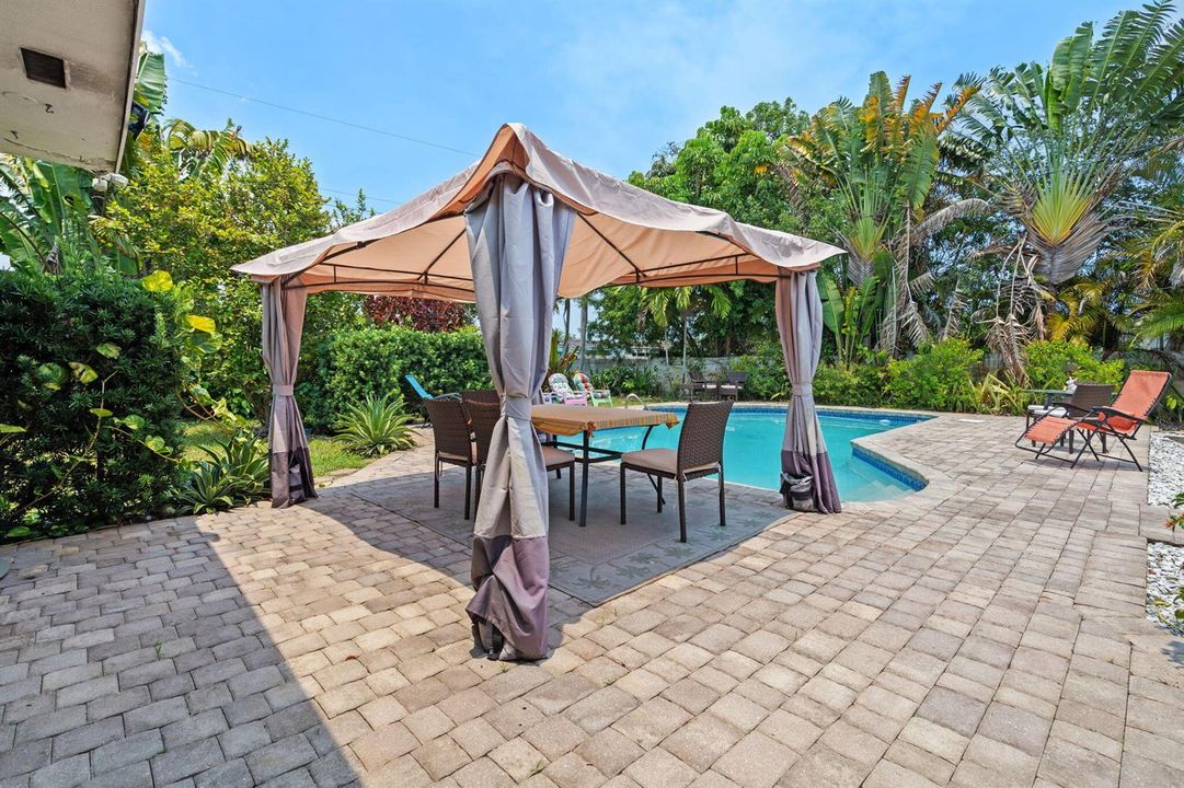 26-web-or-mls-4921-jackson-st