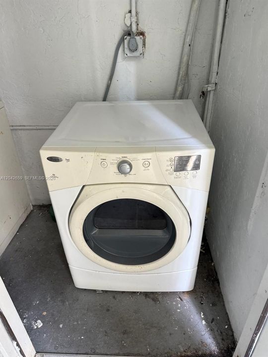 В аренду: $2,650 (3 спален, 2 ванн, 1706 Квадратных фут)