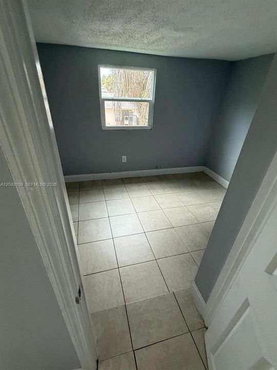 В аренду: $2,650 (3 спален, 2 ванн, 1706 Квадратных фут)