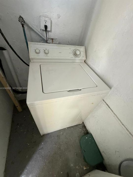 В аренду: $2,650 (3 спален, 2 ванн, 1706 Квадратных фут)