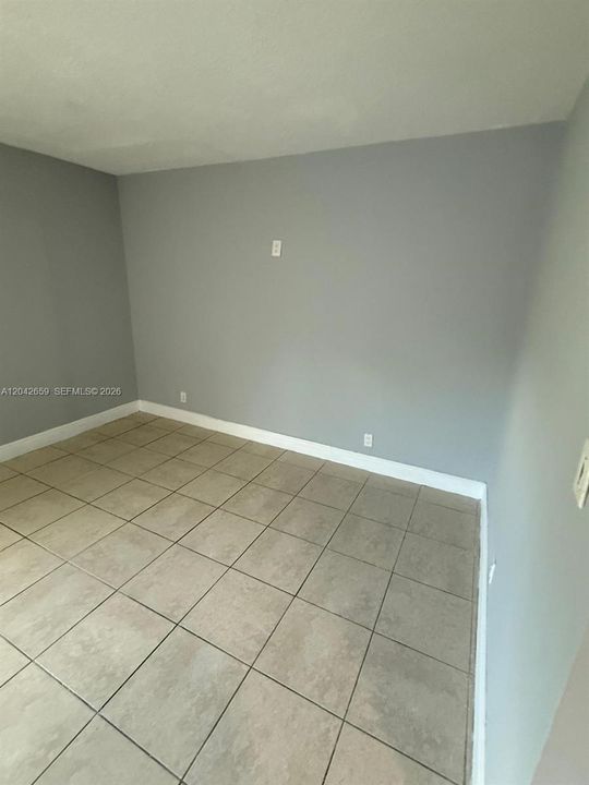 В аренду: $2,650 (3 спален, 2 ванн, 1706 Квадратных фут)