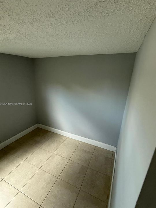 В аренду: $2,650 (3 спален, 2 ванн, 1706 Квадратных фут)