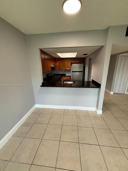 В аренду: $2,650 (3 спален, 2 ванн, 1706 Квадратных фут)