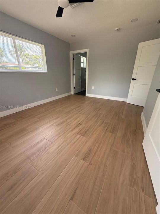 В аренду: $3,600 (3 спален, 2 ванн, 1720 Квадратных фут)