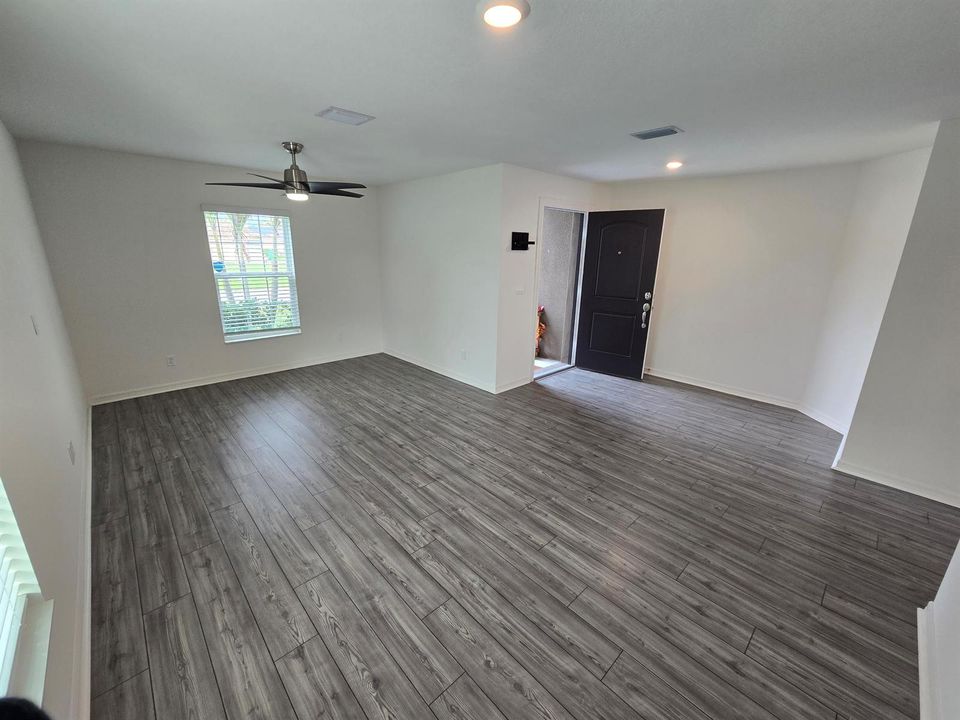 016-livingroom