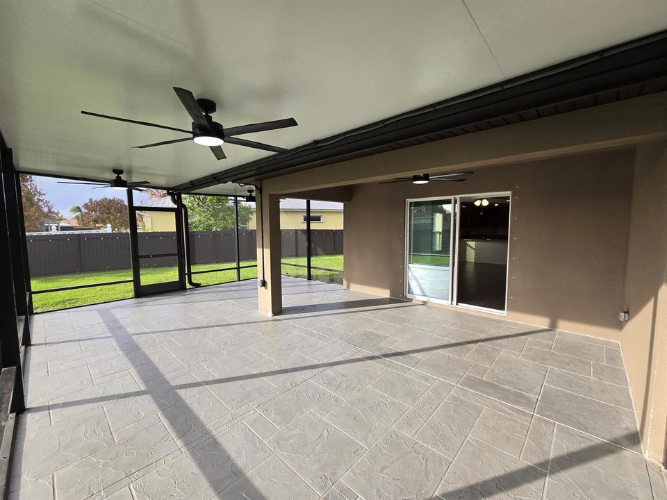 067-patio