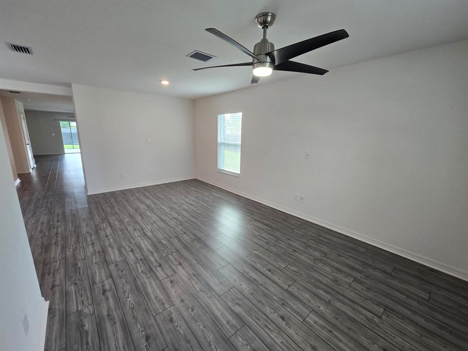 014-livingroom