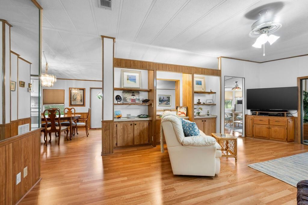 Living Area 1