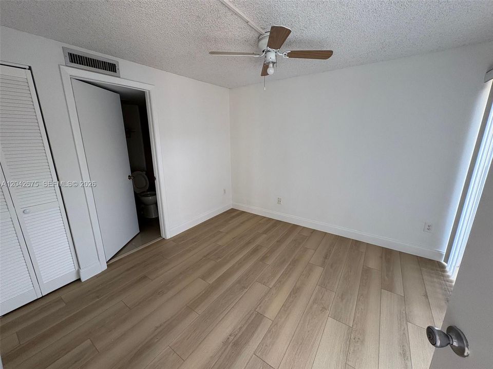 В аренду: $2,950 (2 спален, 2 ванн, 1470 Квадратных фут)