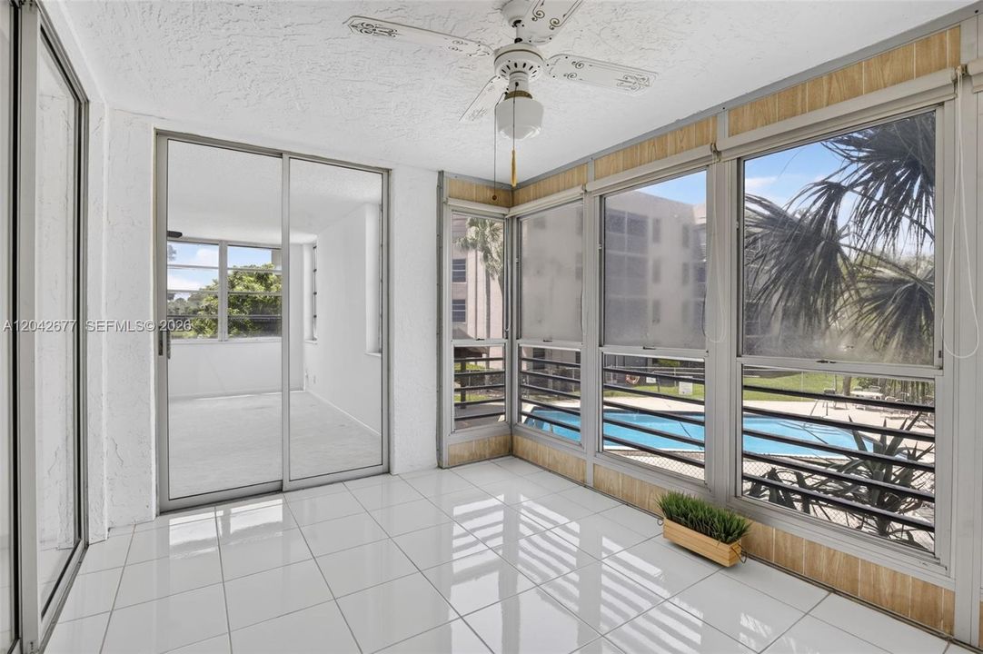 For Sale: $255,000 (3 beds, 2 baths, 1124 Square Feet)
