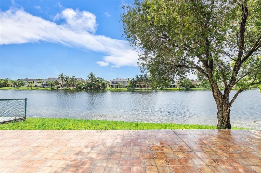 3923 SW 169th Ter