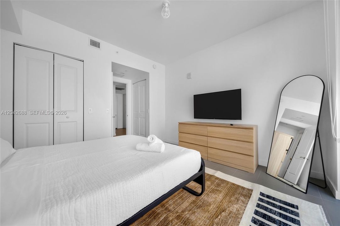 В аренду: $3,100 (1 спален, 1 ванн, 754 Квадратных фут)
