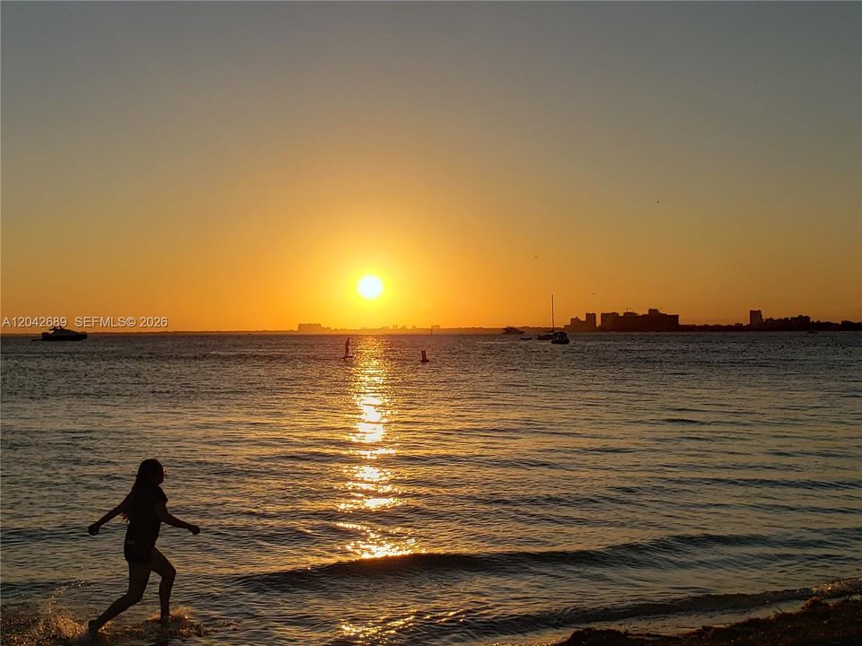 Biscayne Bay Sunsets 6 minutes away