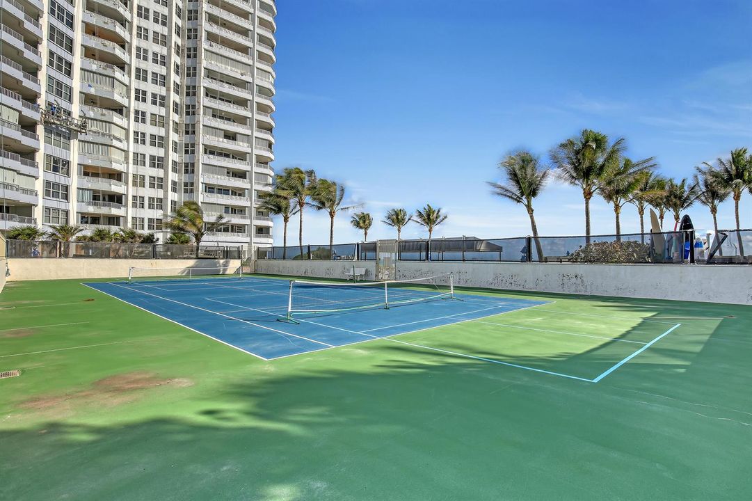 Tennis court