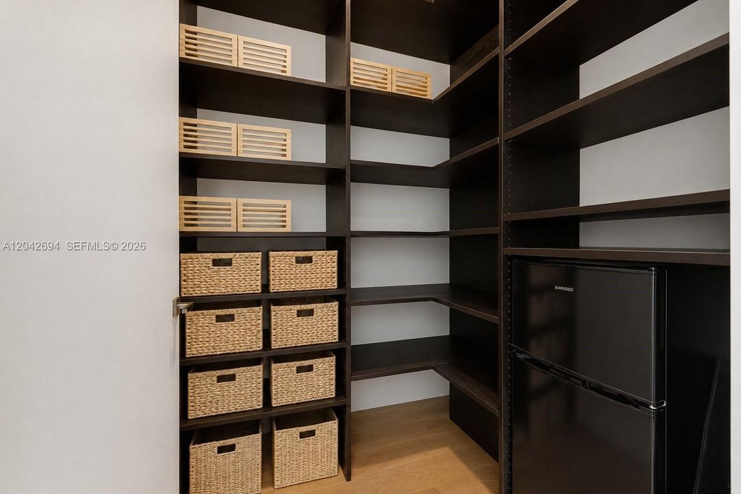 En Venta: $2,250,000 (3 camas, 4 baños, 2270 Pies cuadrados)