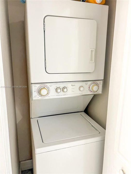 В аренду: $2,200 (1 спален, 1 ванн, 696 Квадратных фут)
