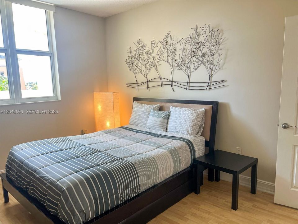 В аренду: $2,200 (1 спален, 1 ванн, 696 Квадратных фут)