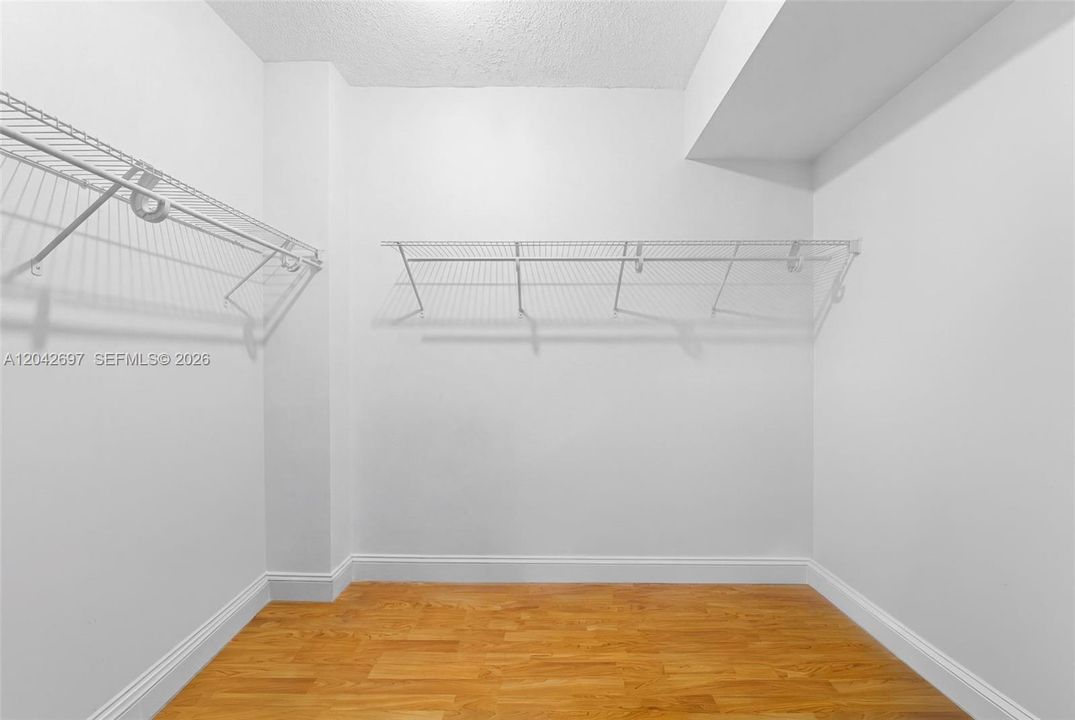 For Rent: $2,750 (2 beds, 2 baths, 1443 Square Feet)
