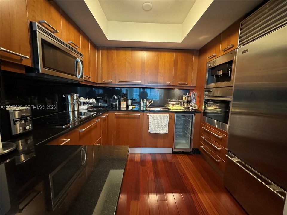На продажу: $770,000 (1 спален, 1 ванн, 895 Квадратных фут)