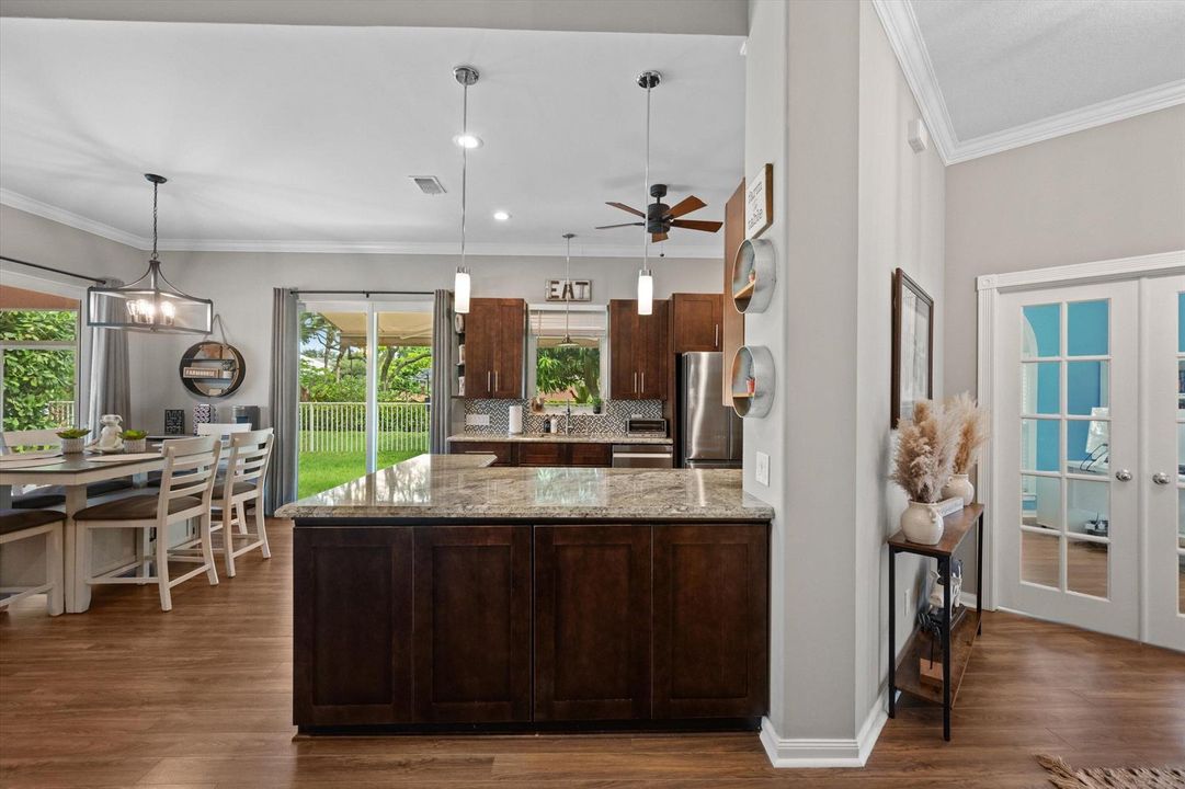 Kitchen/Dining/Entry