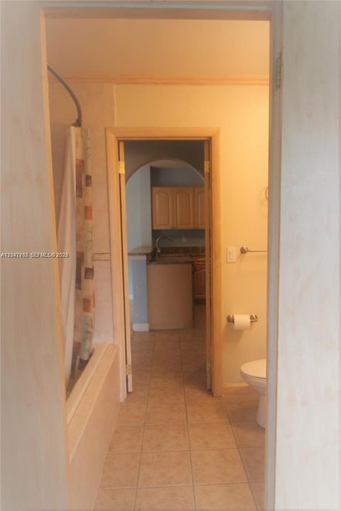 В аренду: $1,800 (1 спален, 1 ванн, 784 Квадратных фут)