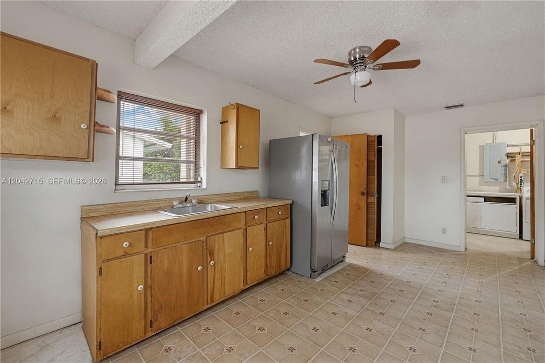 Second Kitchen