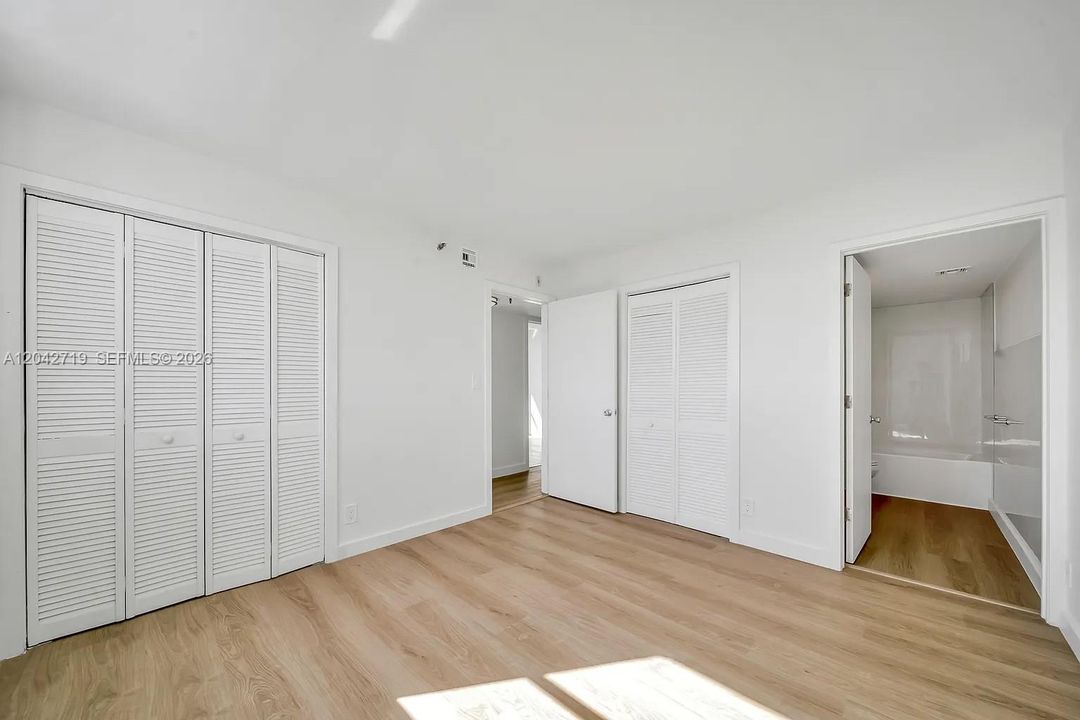 В аренду: $2,600 (3 спален, 2 ванн, 1011 Квадратных фут)