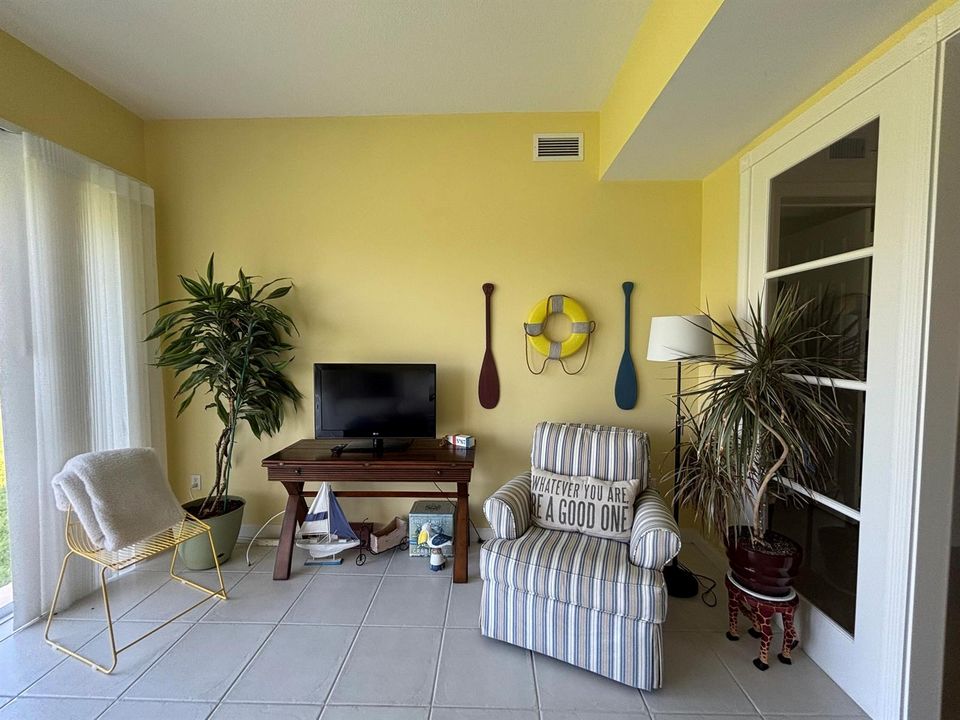 Fla Room