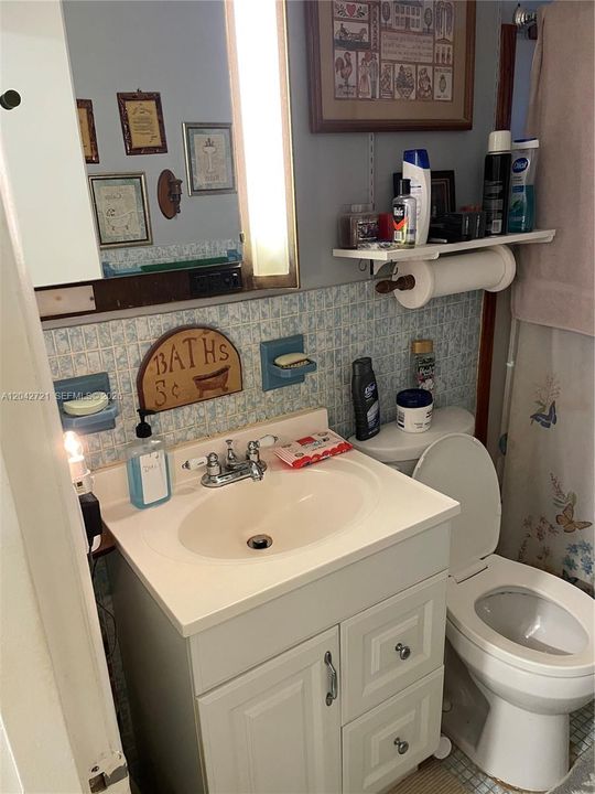 For Sale: $476,000 (3 beds, 1 baths, 1163 Square Feet)