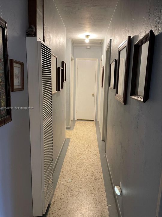 For Sale: $476,000 (3 beds, 1 baths, 1163 Square Feet)