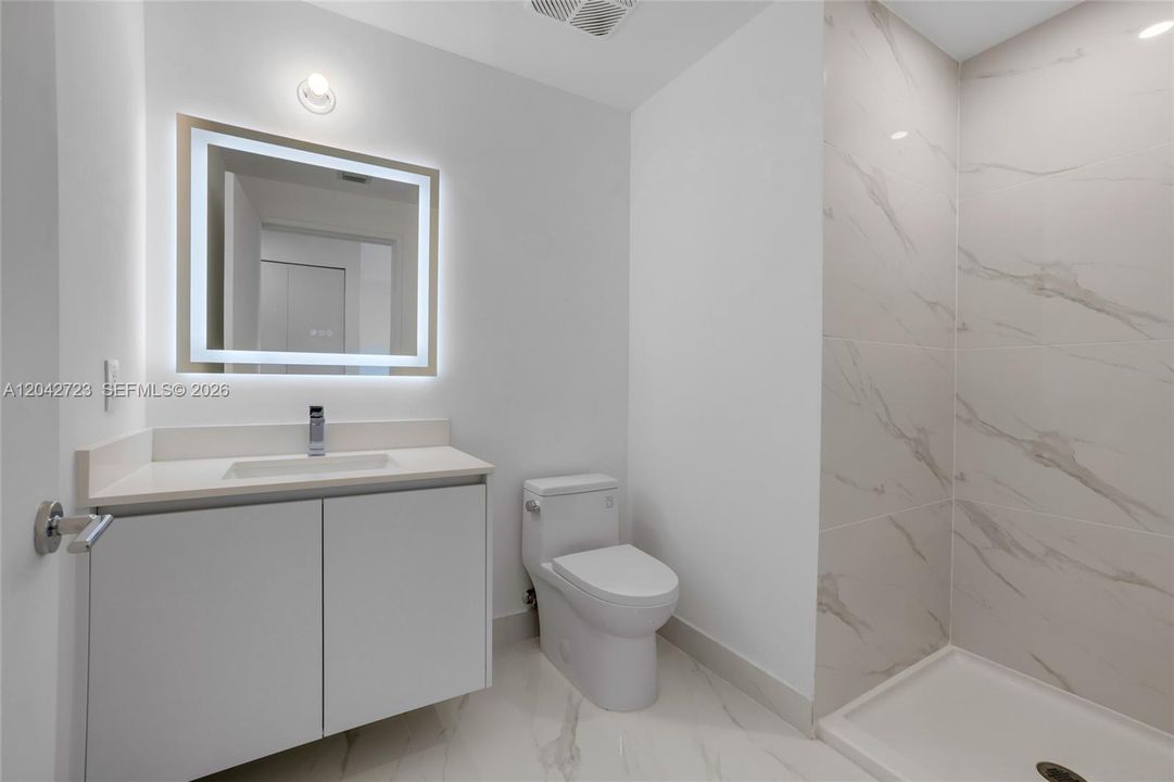 For Sale: $3,900,000 (4 beds, 5 baths, 3189 Square Feet)